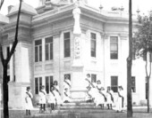 1908 Photo of Unveiling